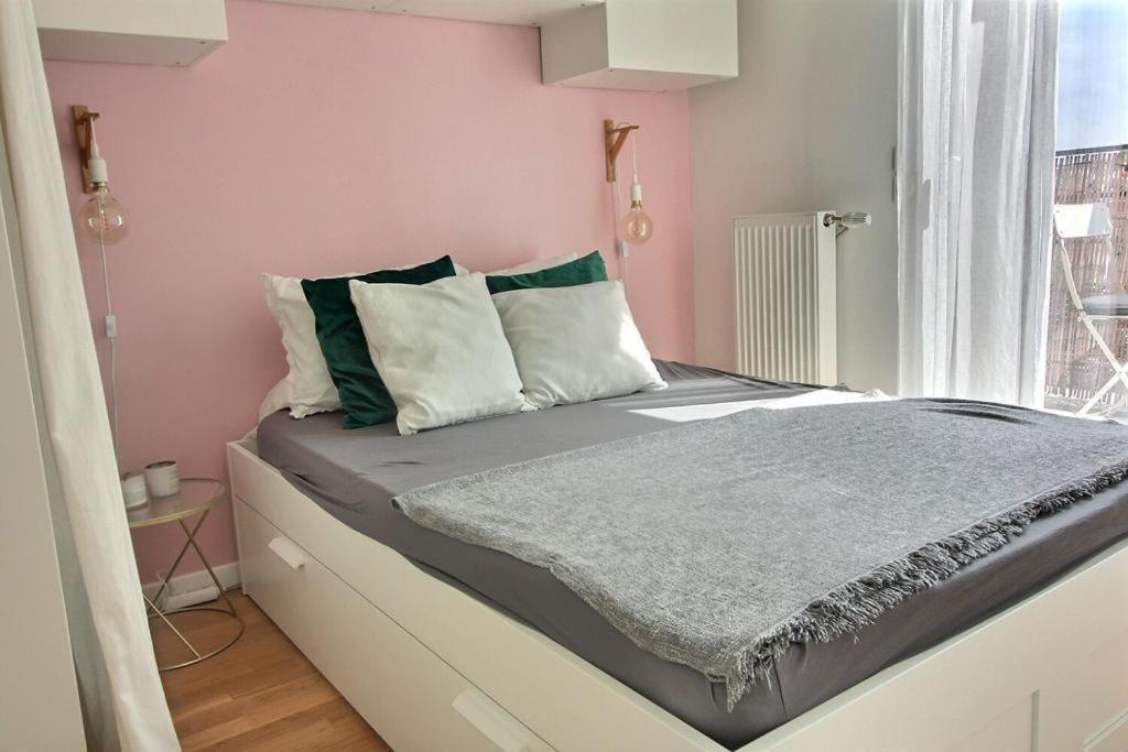 Apartamento Le Toit Du Montvalerien Suresnes Exterior foto
