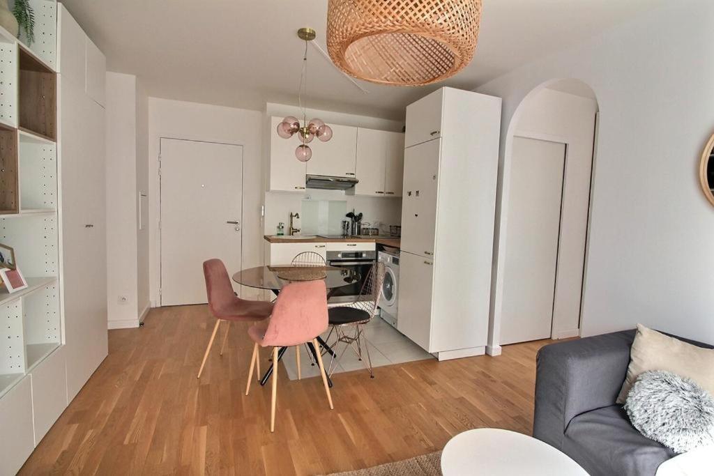 Apartamento Le Toit Du Montvalerien Suresnes Exterior foto