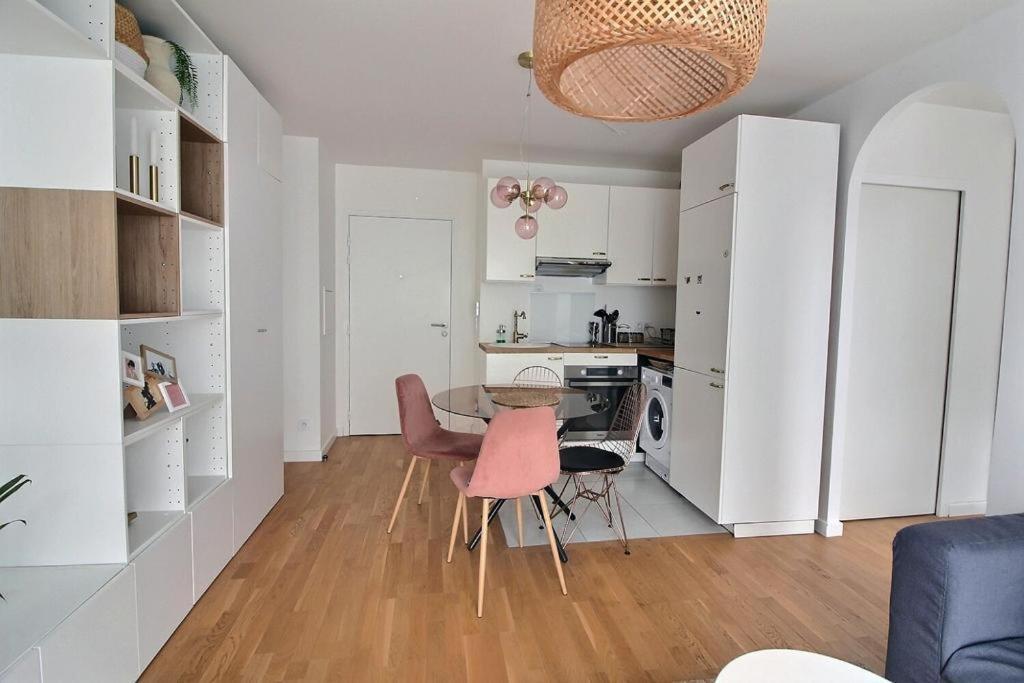 Apartamento Le Toit Du Montvalerien Suresnes Exterior foto